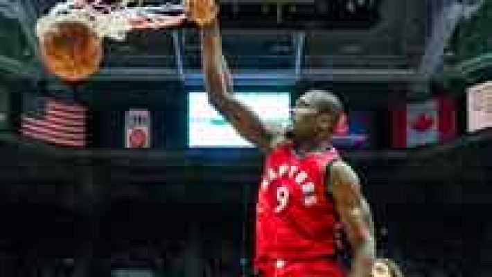 Ibaka renueva con los Raptors