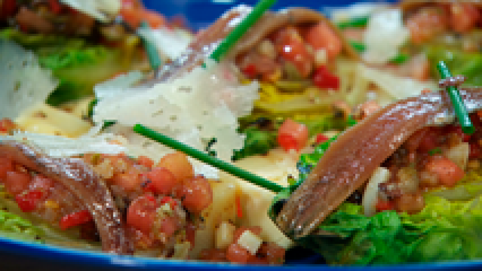 Ensalada de cogollos a la brasa