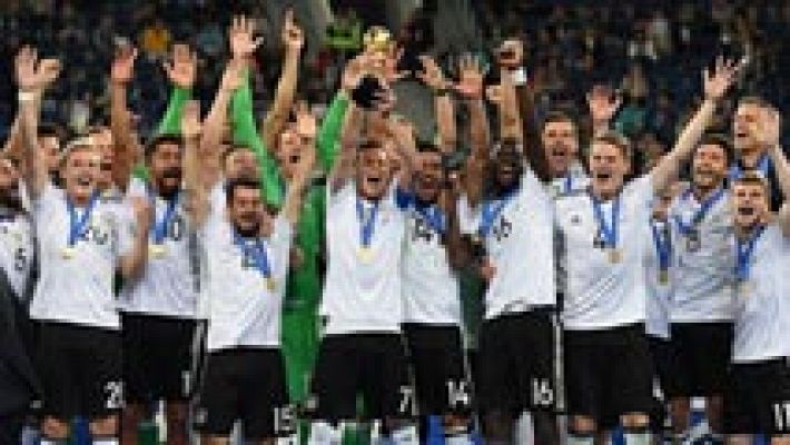 Telediario 1 - Alemania manda a nivel de selecciones