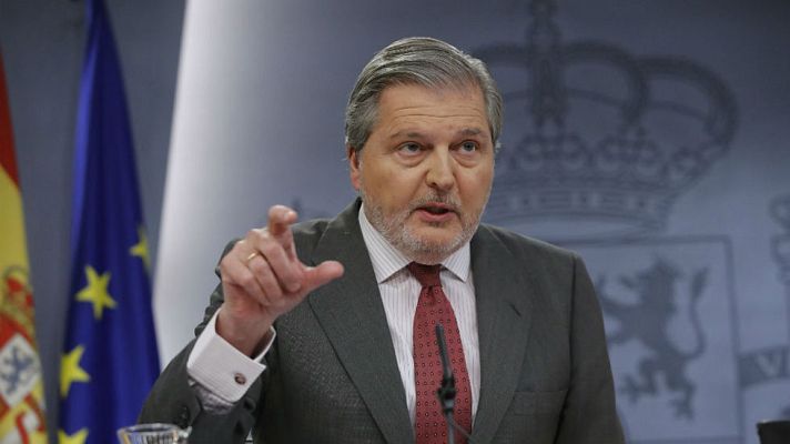 Telediario 1 - El Gobierno advierte por carta a los ayuntamientos catalanes de que no pueden participar en la consulta