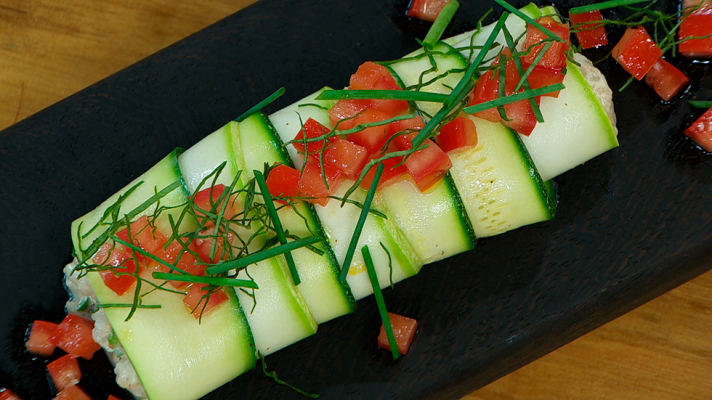 Rollo de calabacín con gambas