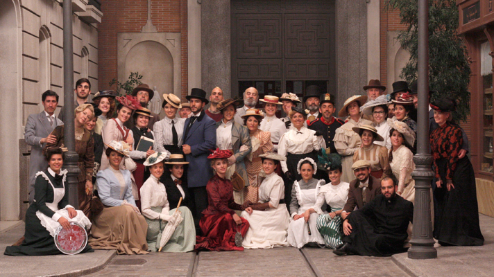 Acacias 38 - Así fue el regreso a la calle Acacias tras su reconstrucción