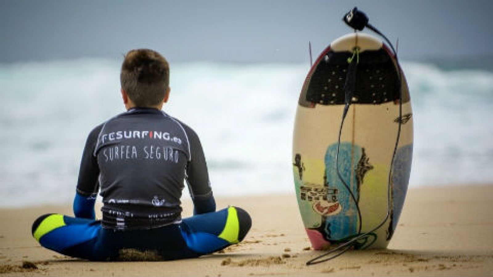 Sin programa: Campeonato de España Junior de Surf 2017. Playa de Doniños (Ferrol) | RTVE Play