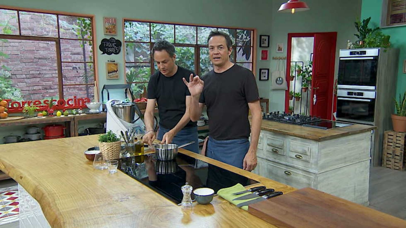 Torres en la cocina - Cena romántica - ver ahora