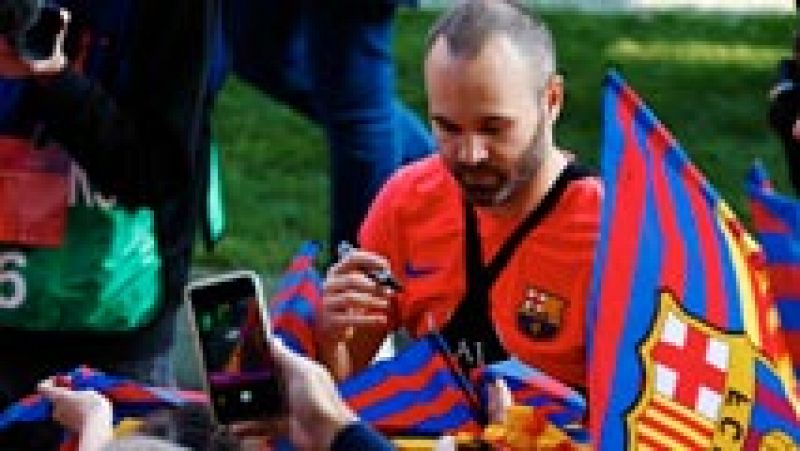 El Barça quiere que Iniesta termine su carrera en el club