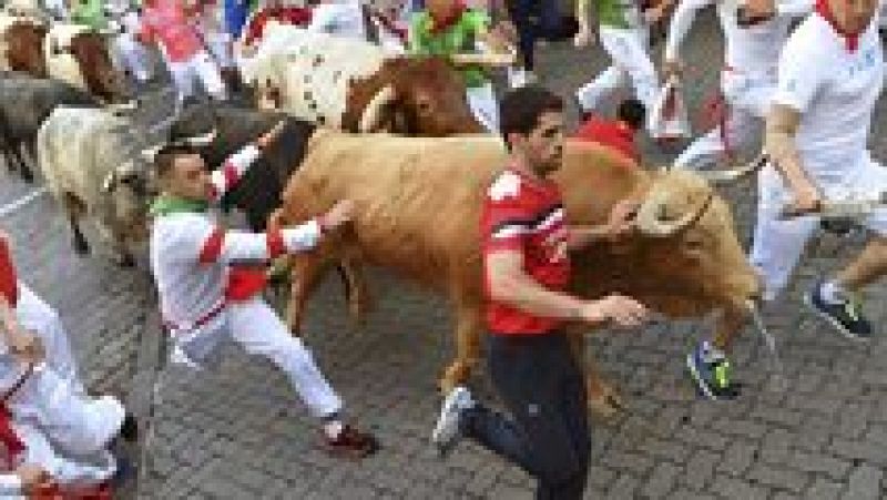 Vive San Fermín - Primer encierro - ver ahora 