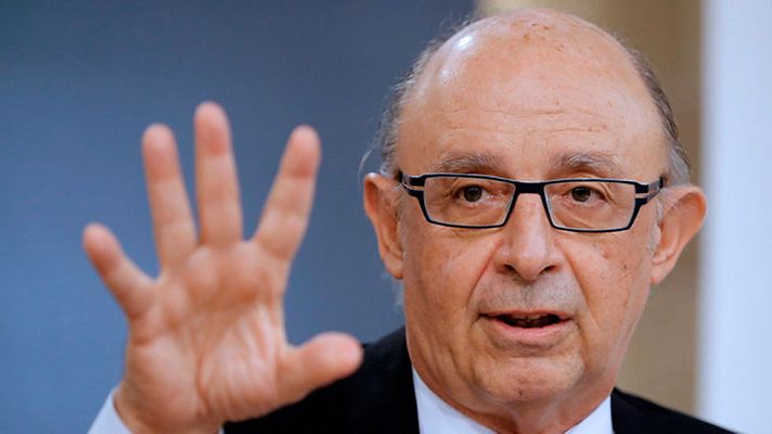 Telediario 1 - Aprobada la rebaja del déficit de las autonomías con el voto de Canarias y la abstención de Extremadura