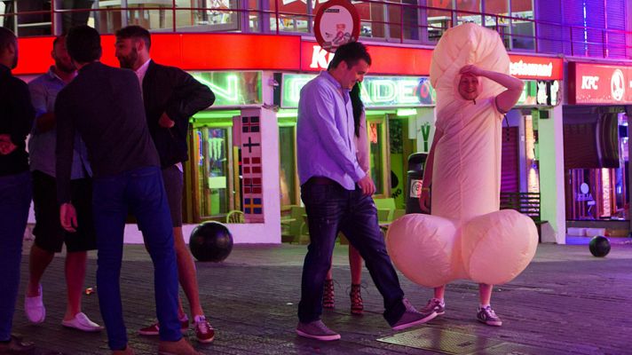 Telediario 1 - Palma quiere poner freno al turismo del 'todo vale'