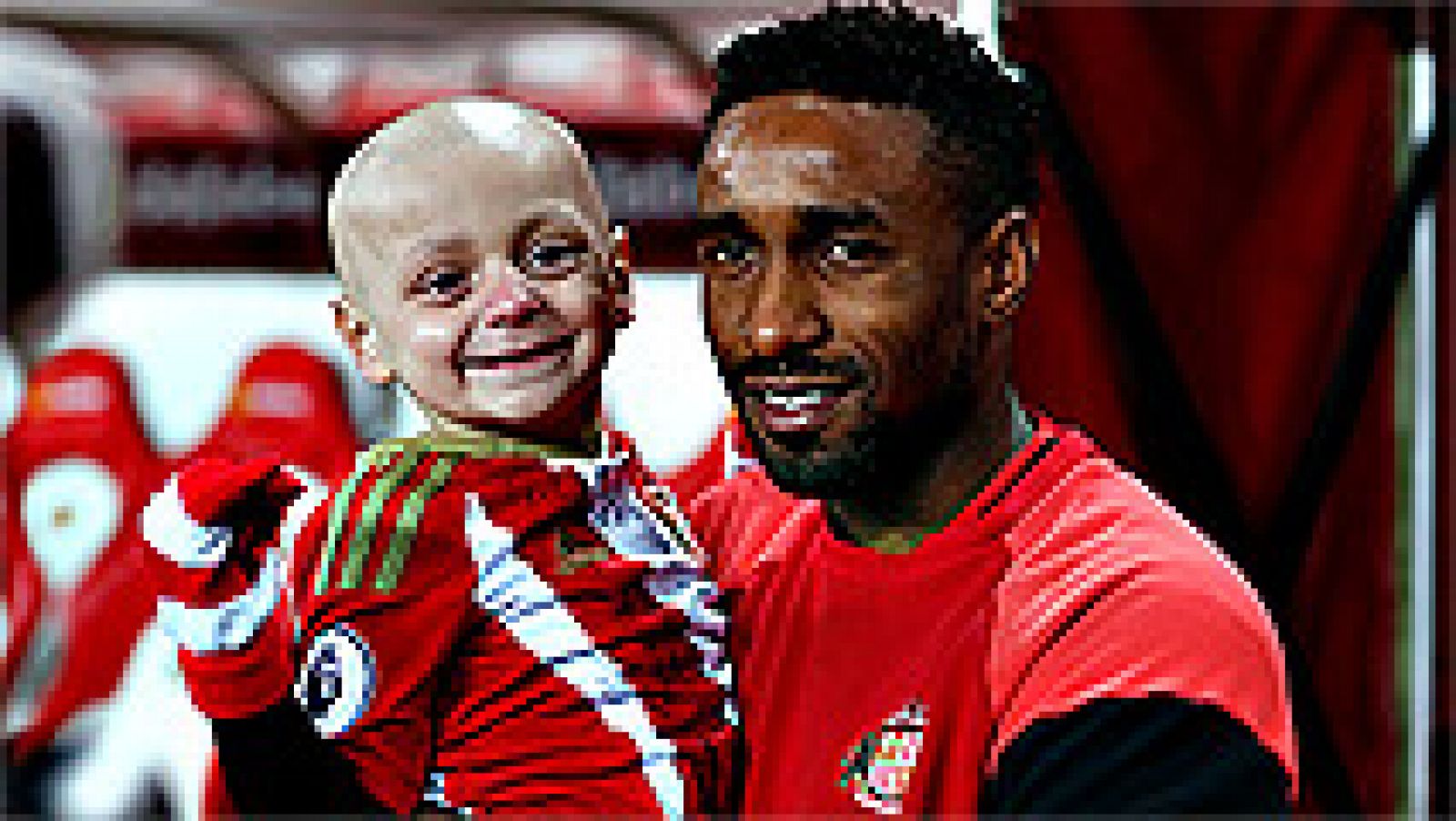 El delantero, que conoció al niño durante su etapa en el Sunderland, era presentado este jueves por el Bournemouth y no podía reprimir sus lágrimas al ser preguntado por el niño y su familia, con los que se ha volcado para prestarles todo tipo de ayu