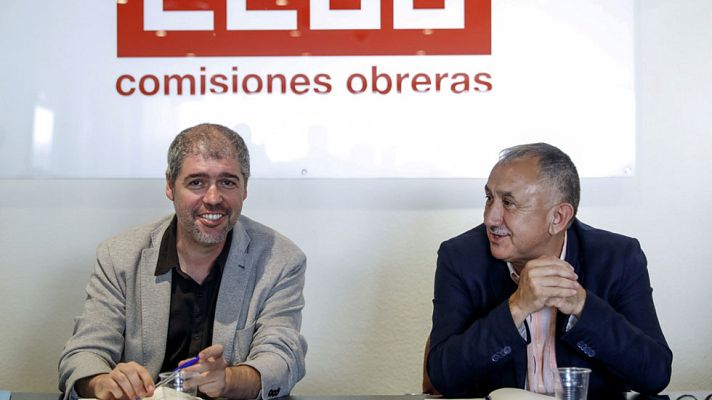 Telediario 1 - CCOO y UGT exigen a la patronal un acuerdo salarial inmediato