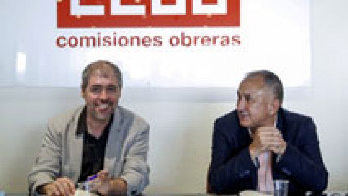 Telediario 1 - CCOO y UGT exigen a la patronal un acuerdo salarial inmediato