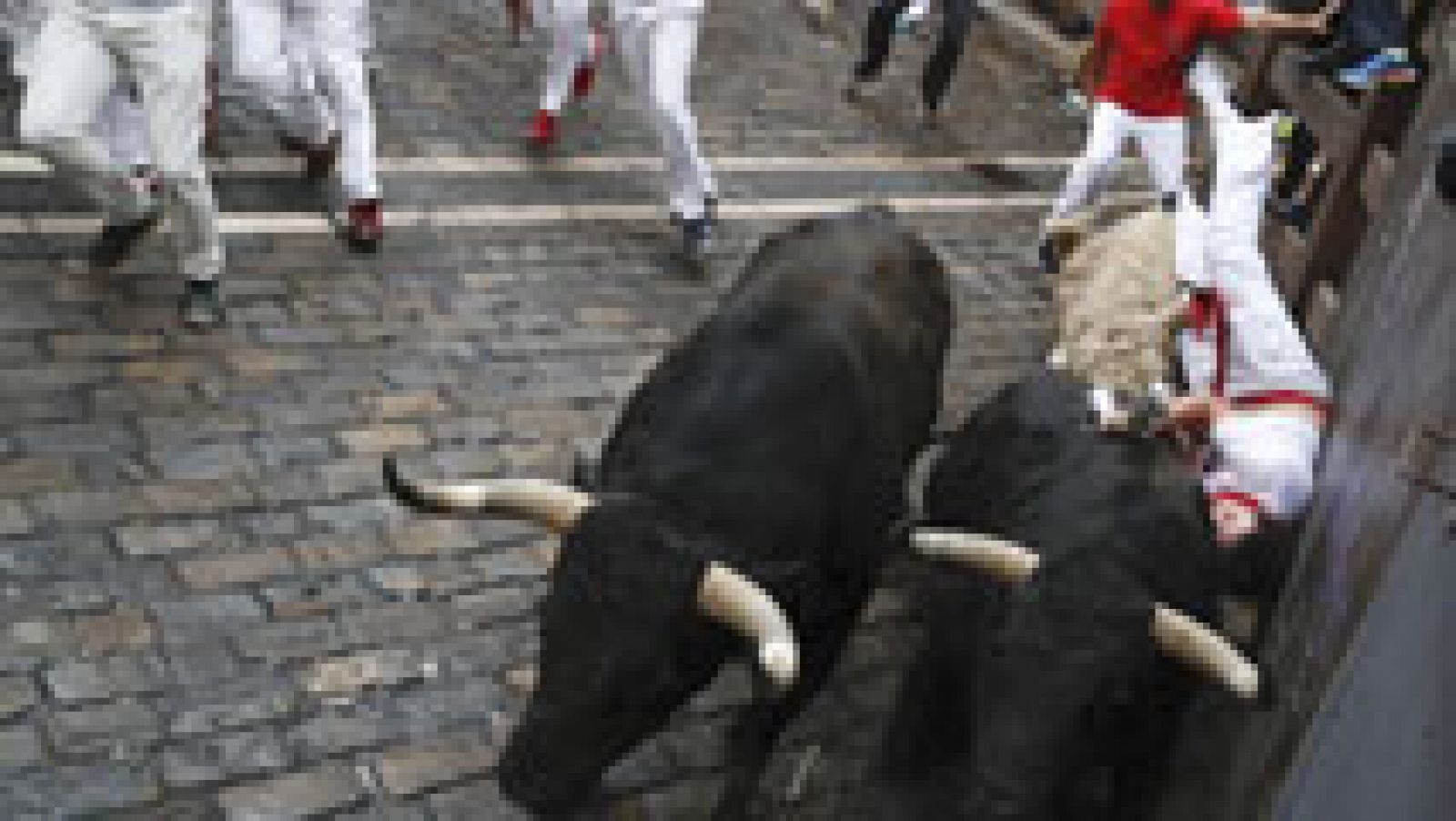 Quinto encierro de los Sanfermines 2017 con los Jandilla