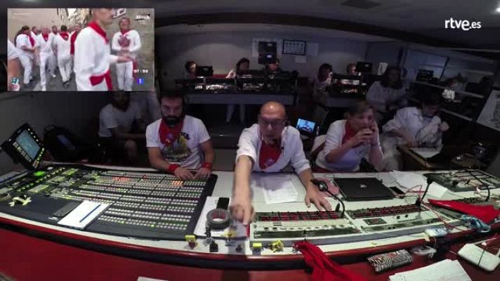 San Fermín - Así se vive el encierro desde la unidad móvil de TVE