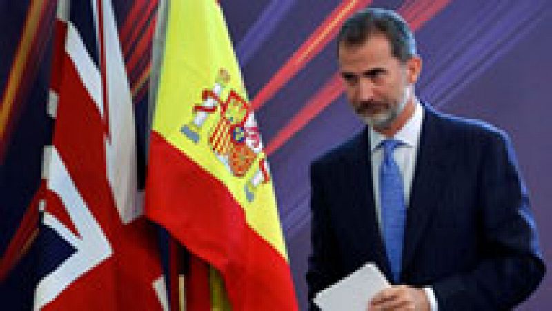 El rey pide minimizar la incertidumbre de las empresas españolas ante el "brexit"