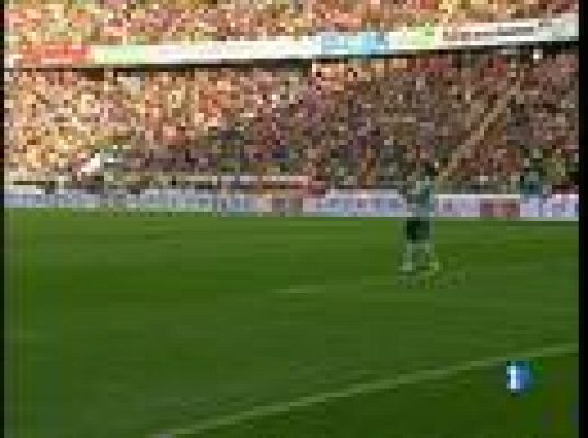  - Raúl bate el récord de Di Stéfano