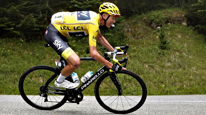 Tour de Francia - Tour 2017: Froome, Aru y Mikel Nieve se salen recto en el descenso