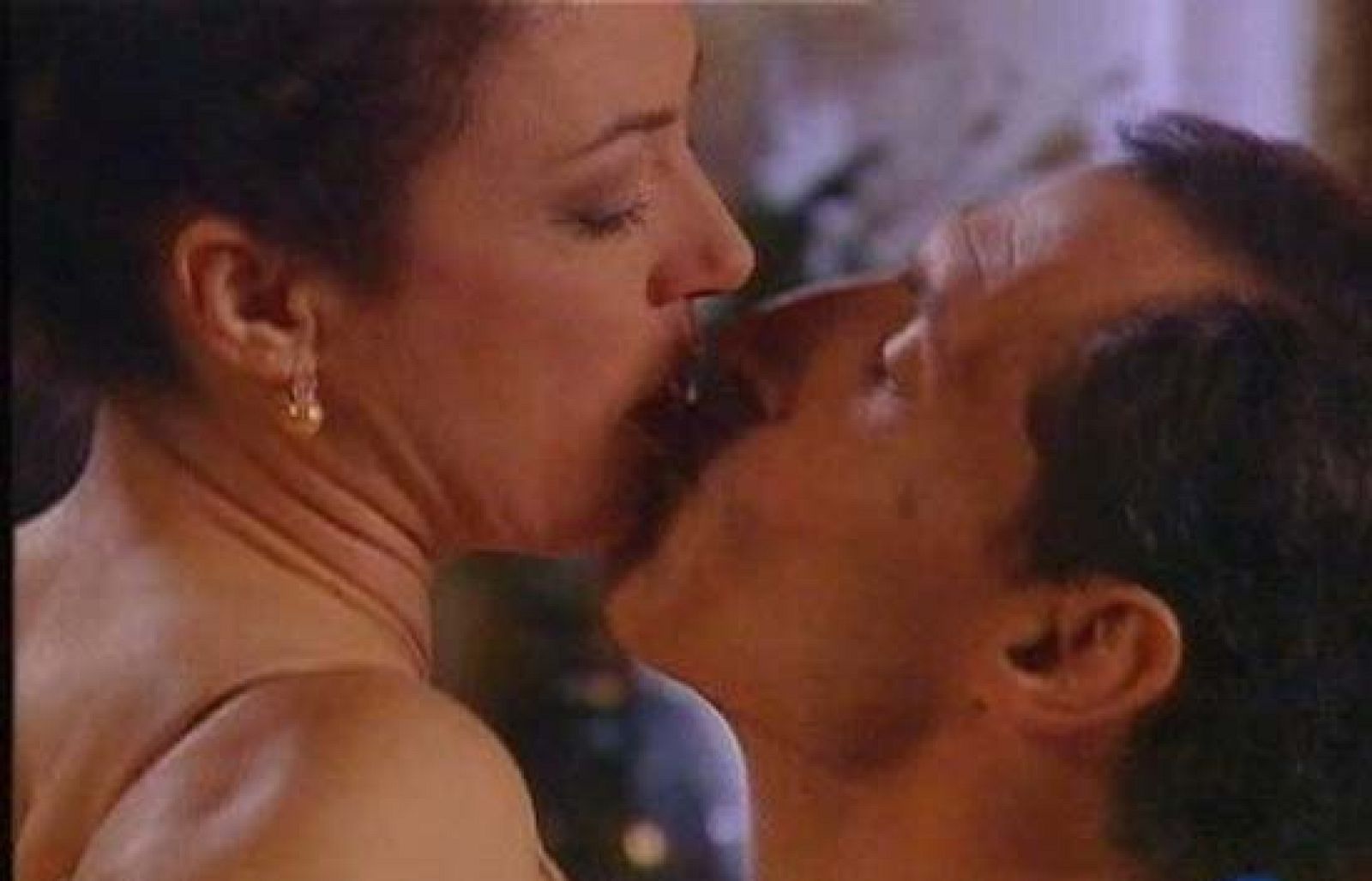 Amar - Pasión en casa Rivas - Amar en tiempos revueltos | Ver