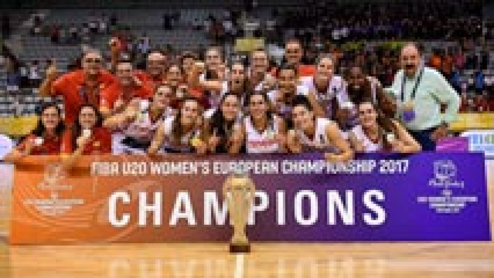 Telediario 1: España se proclama campeona en el Eurobasket Sub-20 femenino | RTVE Play