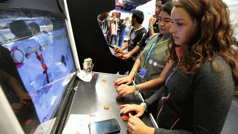 El acoso a las mujeres en los videojuegos en línea