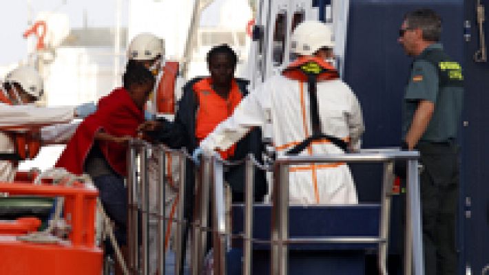 Telediario 1 - Once mil inmigrantes indocumentados han llegado en 2017