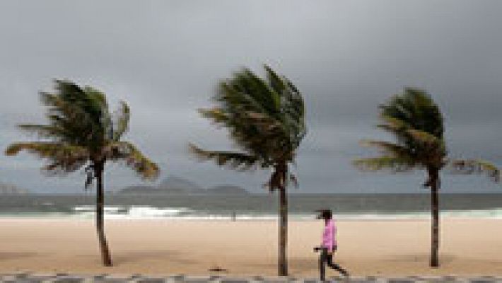 Las temperaturas continuarán bajando en la Península  y habrá siete provincias en riesgo por lluvias y tormentas.