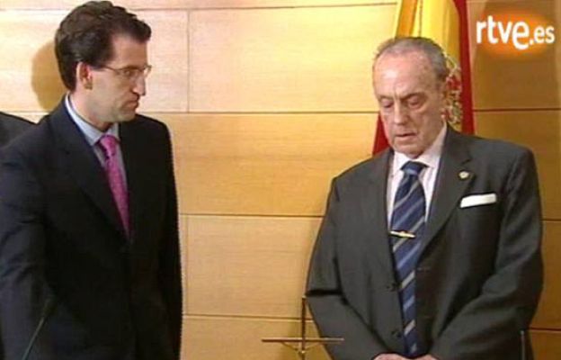 Fue noticia en el Archivo de RTVE - Núñez Feijóo toma posesión en 2003