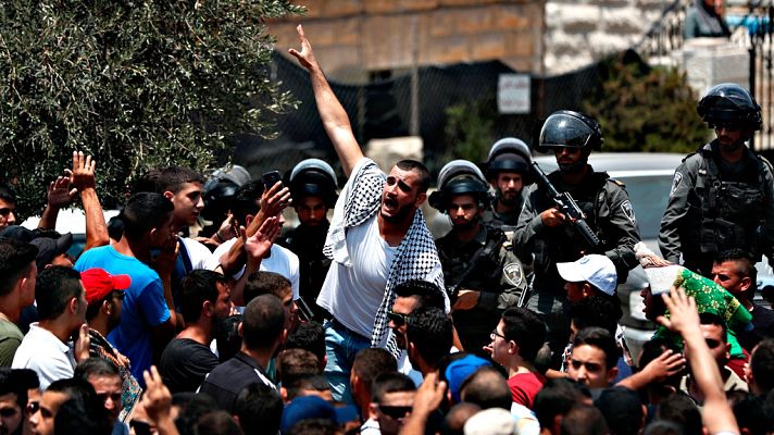 Telediario 1 - Las protestas por la mezquita de Al Aqsa dejan tres palestinos muertos