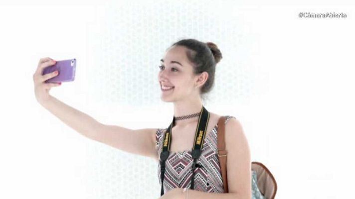 Cámara abierta - Upload/Download, Domingo J. Sánchez, Victografías