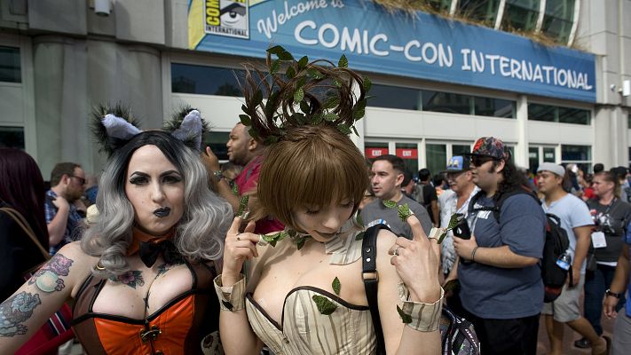  - Miles de aficionados a los superhéroes acuden a la feria del Comic de San Diego