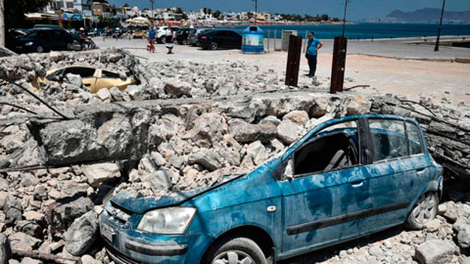 Telediario 1: La isla griega de Kos intenta recuperar la normalidad  | RTVE Play