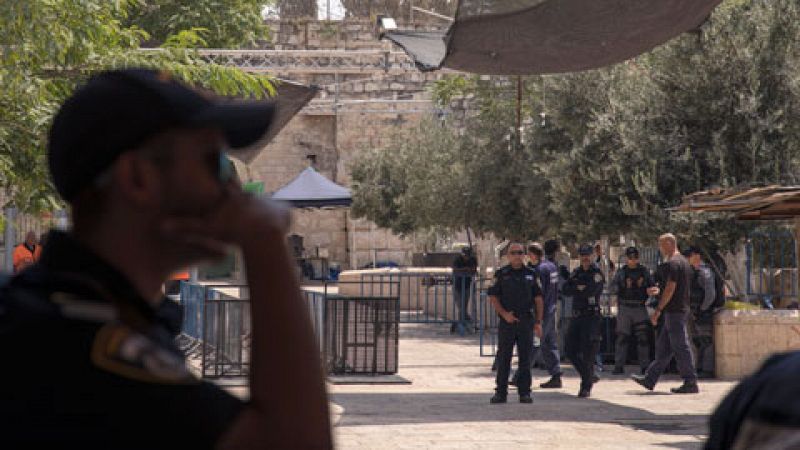 Israel instala más cámaras en la mezquita de Al Aqsa tras dos días de violentos disturbios