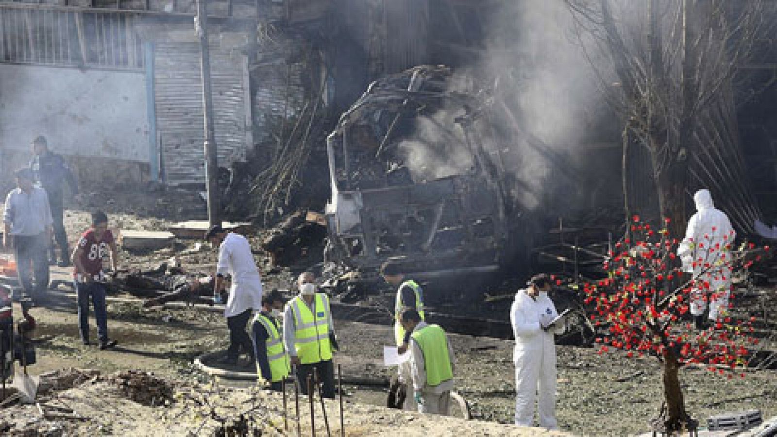 Mueren 24 personas en Kabul en un atentado con coche bomba de los talibanes