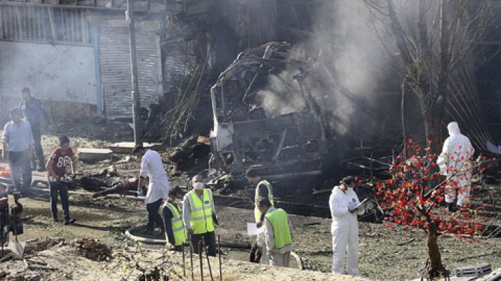 Mueren 24 personas en un atentado en Kabul