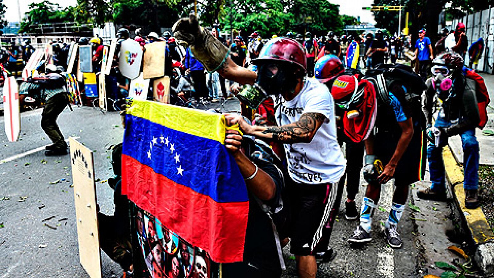 Telediario 1: Crece la tensión en Venezuela a menos de una semana para la votación de la Asamblea Constituyente | RTVE Play