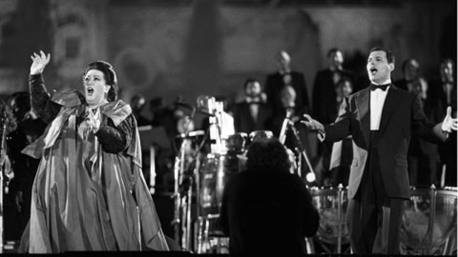 Telediario 1: Freddie Mercury y Montserrat Caballé, el símbolo musical de Barcelona'92 | RTVE Play