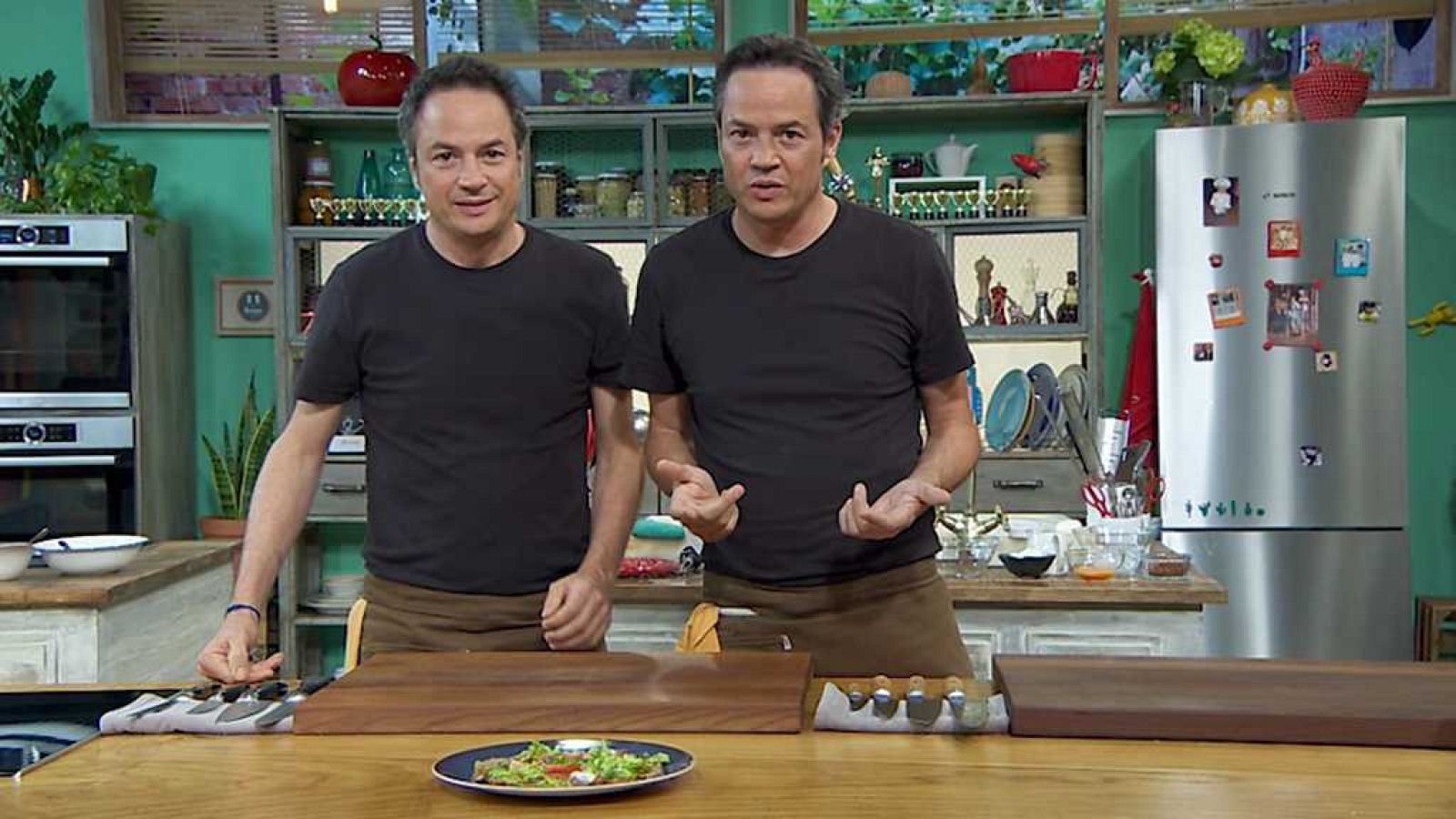 Torres en la cocina - Cordero adobado y tiramisú de té verde - ver ahora