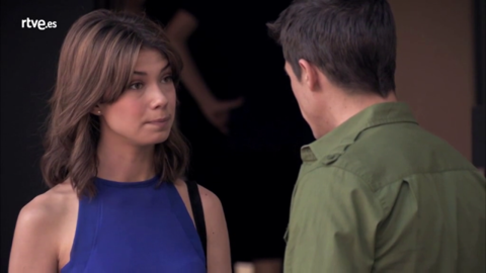 Servir y Proteger - Alicia se pone celosa por Bika