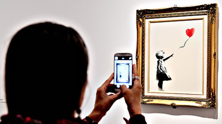 Telediario 1 - La 'Niña con globo' de Banksy es la obra de arte favorita de los británicos