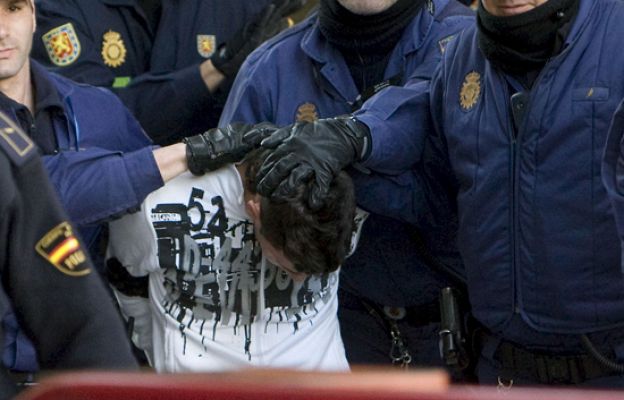  - Primera noche en prisión