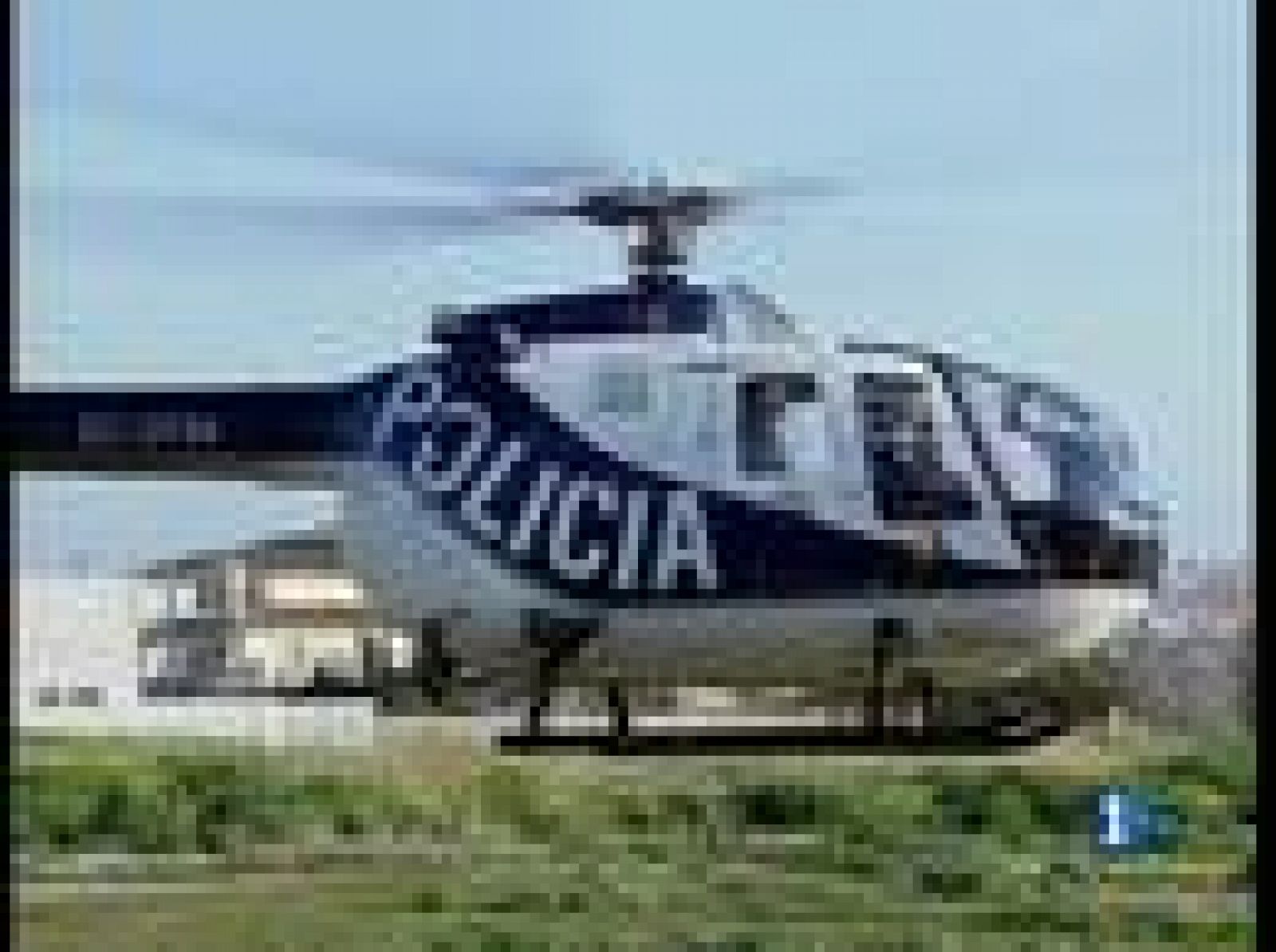 Guardia Civil, Policía Nacional, bomberos y militares continúan rastreando el Guadalquivir | Ver