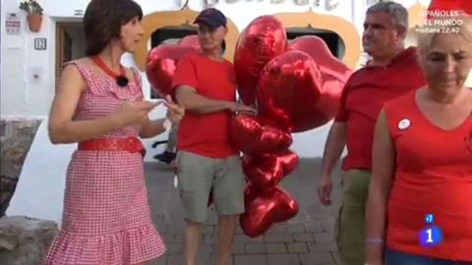 Comando actualidad - Besos al raso - La noche más romántica