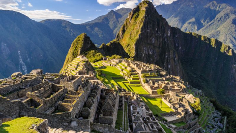 Perú limitará las visitas diarias a Machupichu para frenar la afluencia de turistas