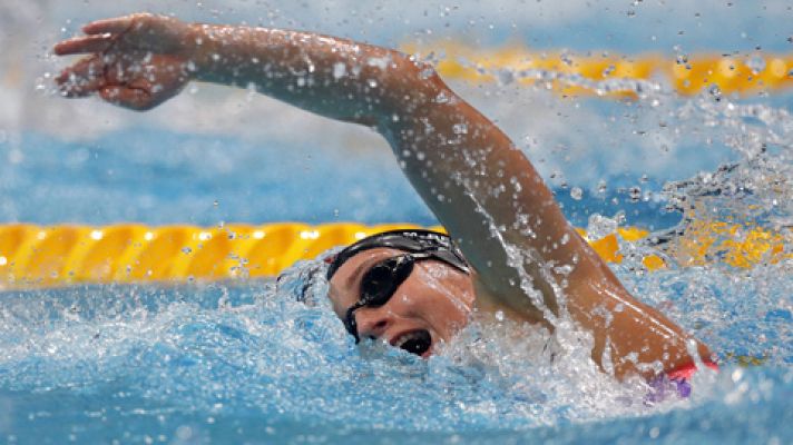 Ledecky gana los 800 libre y Belmonte, cuarta