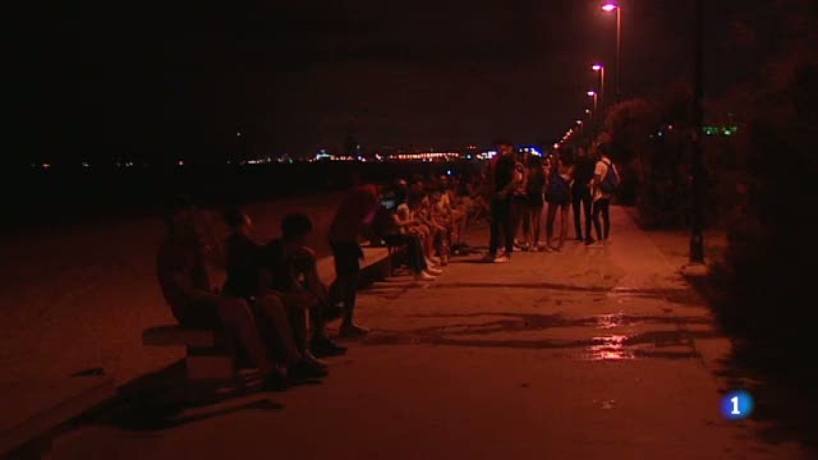 L'ajuntament de Badalona comença una campanya per fer disminuir el consum d'alcohol entre els joves