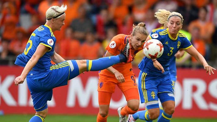 Fútbol - Cto. de Europa Femenino 2017. 1º partido 1/4 Final