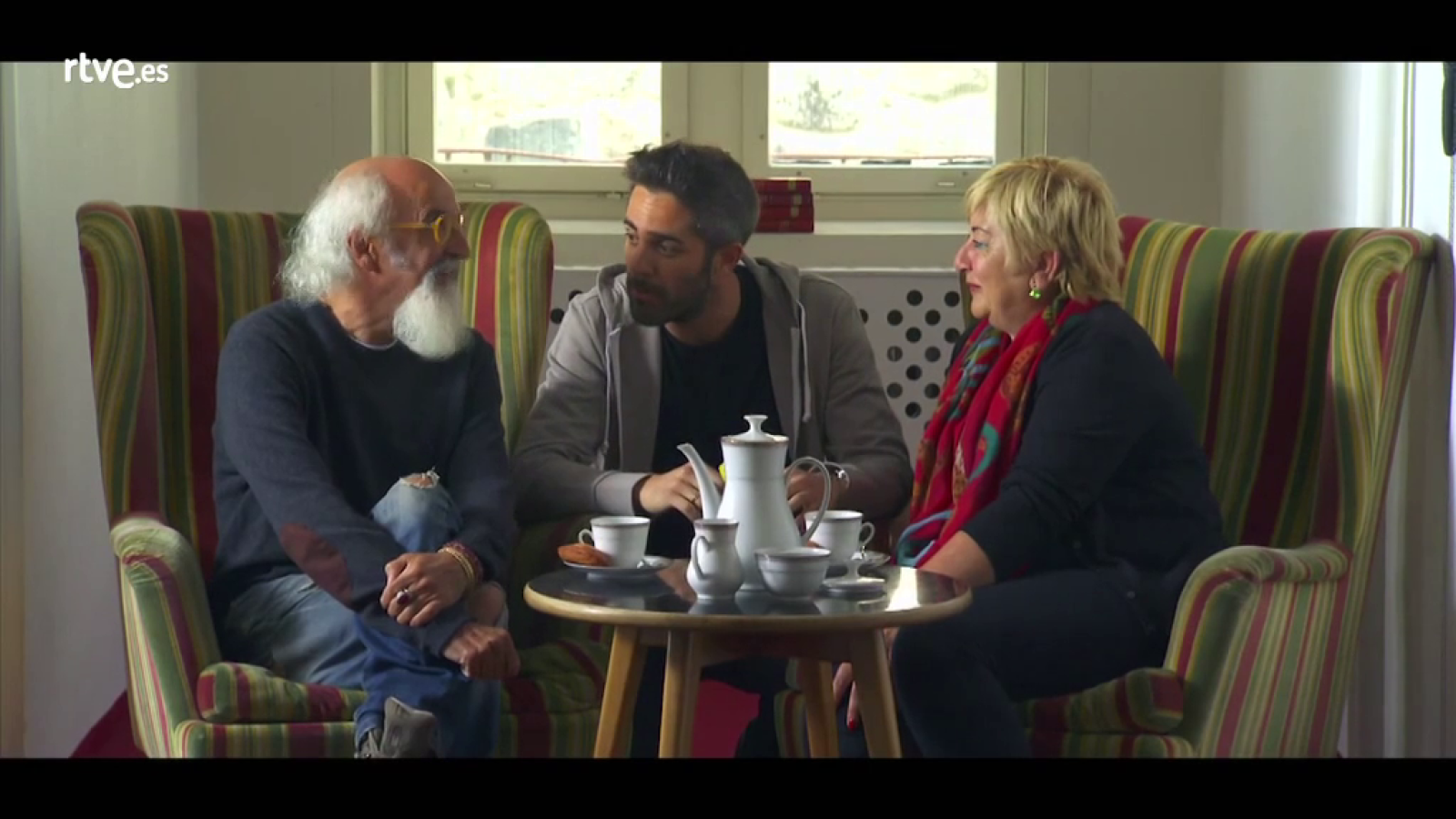 Hotel Romántico - Genís y Pilar tienen su primera cita a solas