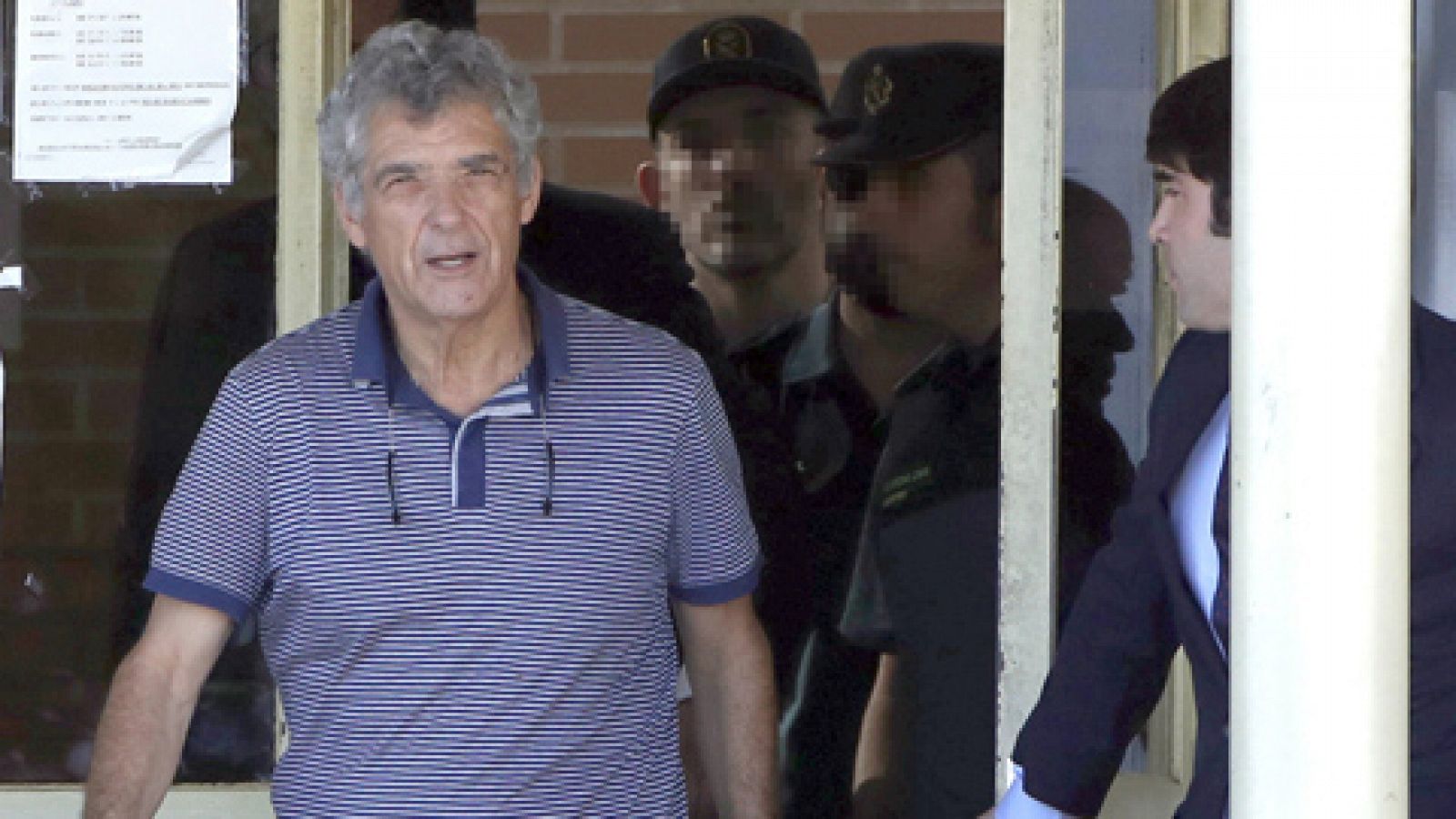 Villar y su hijo salen de prisión tras pagar las fianzas | Ver