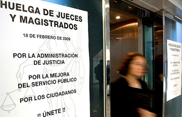  - Primera huelga de jueces