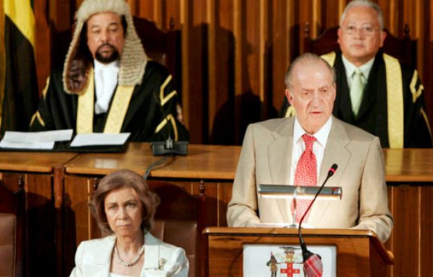  - El Rey en el parlamento de Jamaica