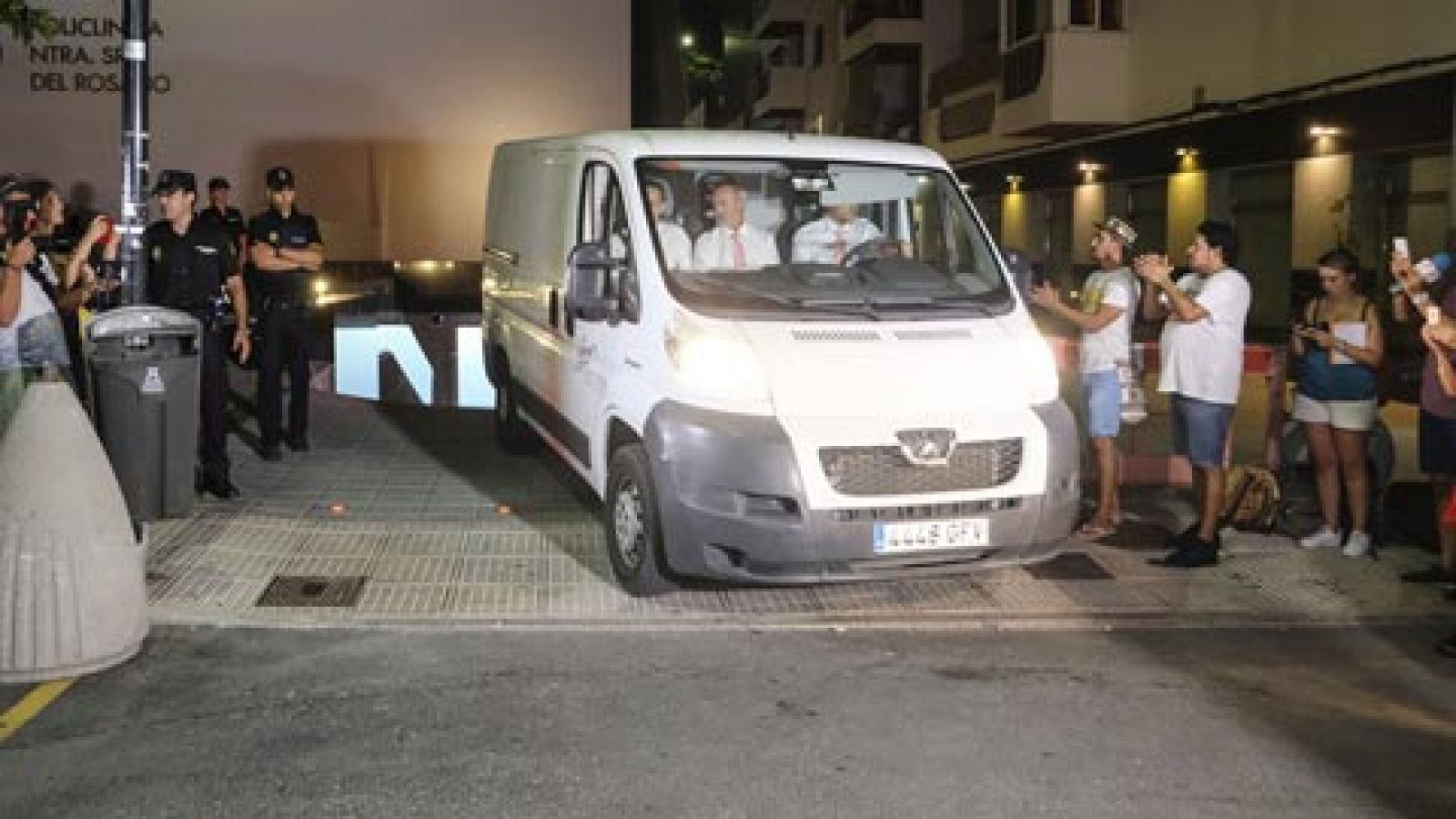 Informativo 24h: Los restos mortales de Ángel Nieto se encuentran en el tanatorio de Ibiza | RTVE Play